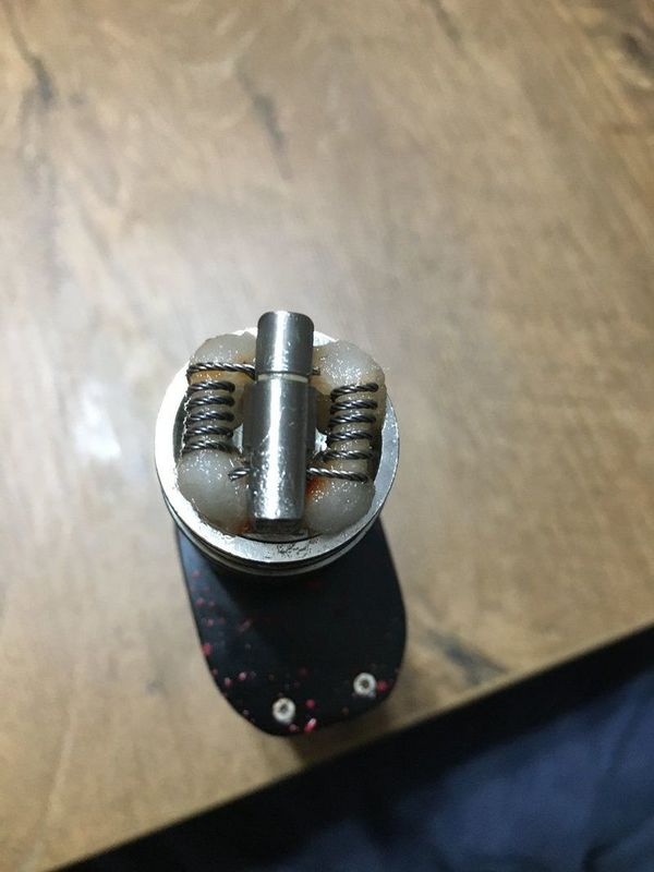 Problema Aroma Atom Brunhilde [SigarettaElettronicaForum.com]