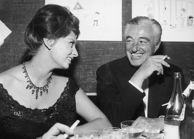 1547461521059_Sophia Loren e Vittorio de Sica.jpg