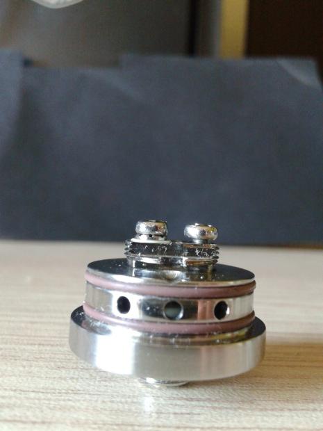 Cercasi Atomizzatore X Tiro Di Guancia Rigenerabile O Ibrido [SigarettaElettronicaForum.com]