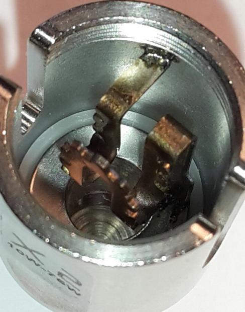 IPV Pure X2: Il Tank Di Pioneer4You Con Il Sistema Coil Less Di Yihi [SigarettaElettronicaForum.com]