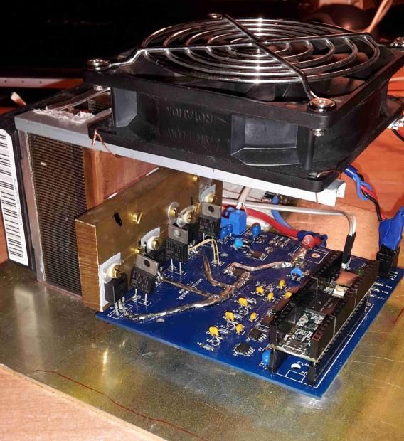 [DIY] UN CIRCUITO PER ESEGUIRE LE PROVE DI SCARICA DELLE CELLE LILON [SigarettaElettronicaForum.com]