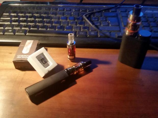 Tank in pyrex q16 per justfog j9 [SigarettaElettronicaForum.com]