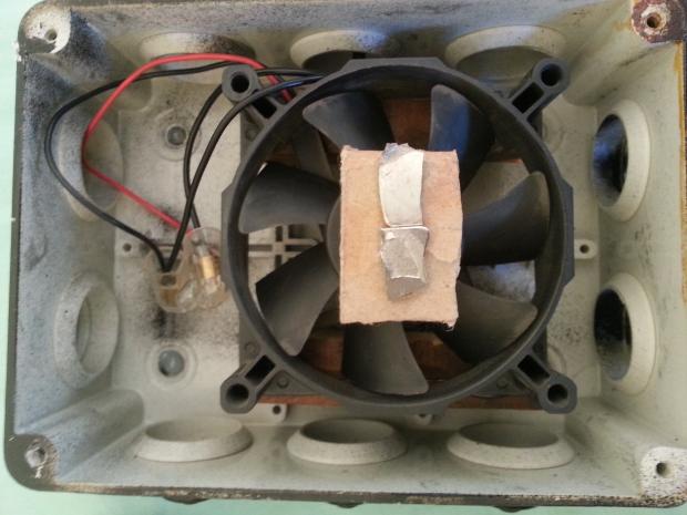 Come Costruire un Agitatore Magnetico [SigarettaElettronicaForum.com]