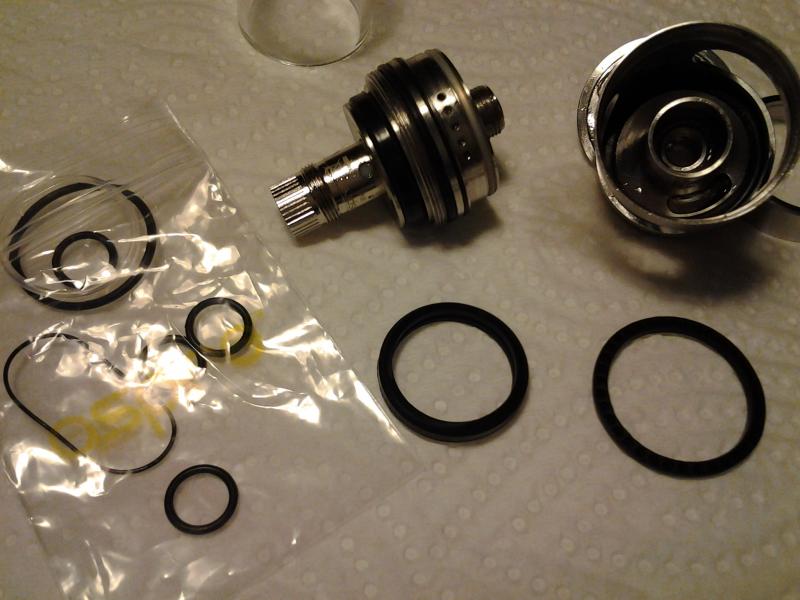 Chi Mi Aiuta Con O-ring Del Nautilus 2S? (vedi foto) [SigarettaElettronicaForum.com]