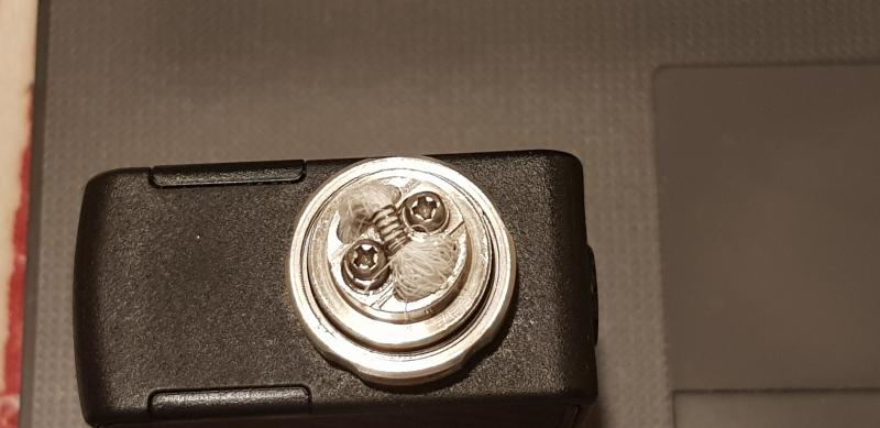 I Test Di SEF: Svapiamo Con La Garza Idrofila [SigarettaElettronicaForum.com]