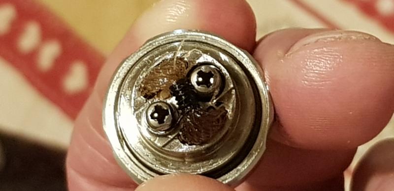 I Test Di SEF: Svapiamo Con La Garza Idrofila [SigarettaElettronicaForum.com]