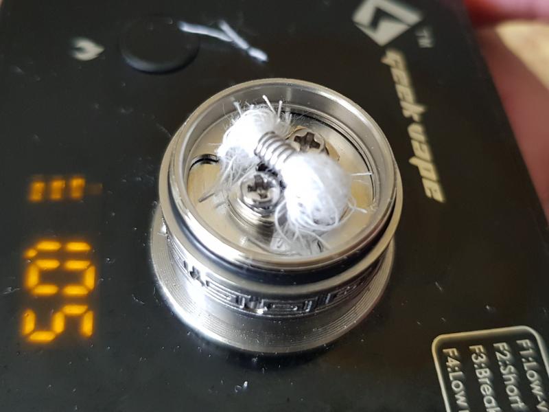 I Test Di SEF: Svapiamo Con La Garza Idrofila [SigarettaElettronicaForum.com]
