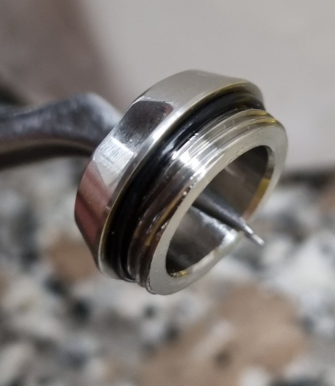 By Ka V8, Differenza Tra Originale E Clone [SigarettaElettronicaForum.com]