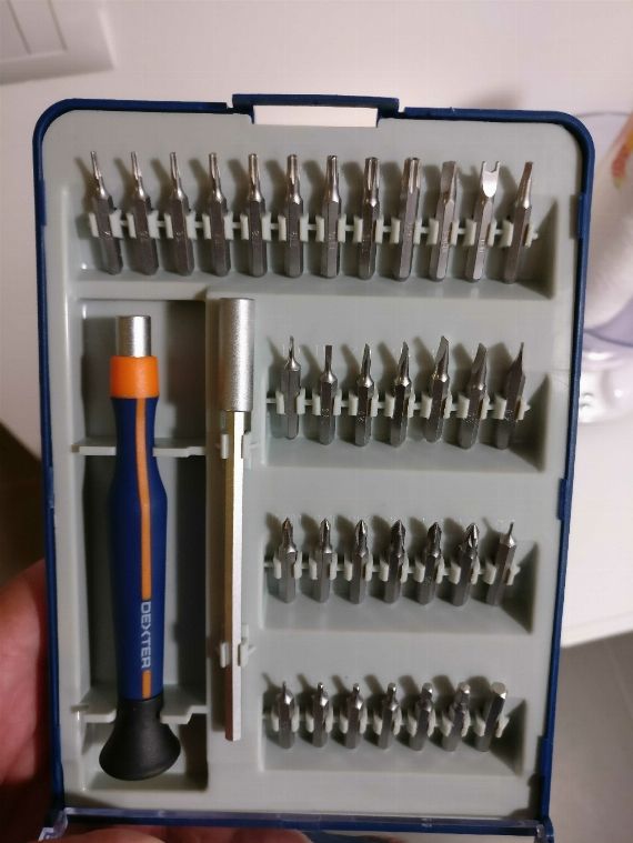 Kit Attrezzi Per Smontaggio Box [SigarettaElettronicaForum.com]