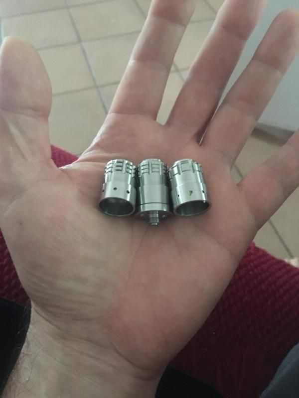 Aromi Vaping Gentleman e atom bf 900 [SigarettaElettronicaForum.com]
