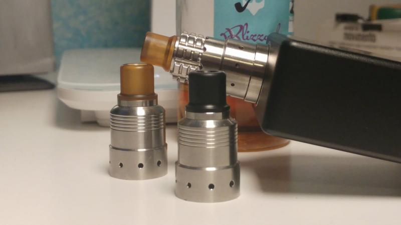 Aromi Vaping Gentleman e atom bf 900 [SigarettaElettronicaForum.com]