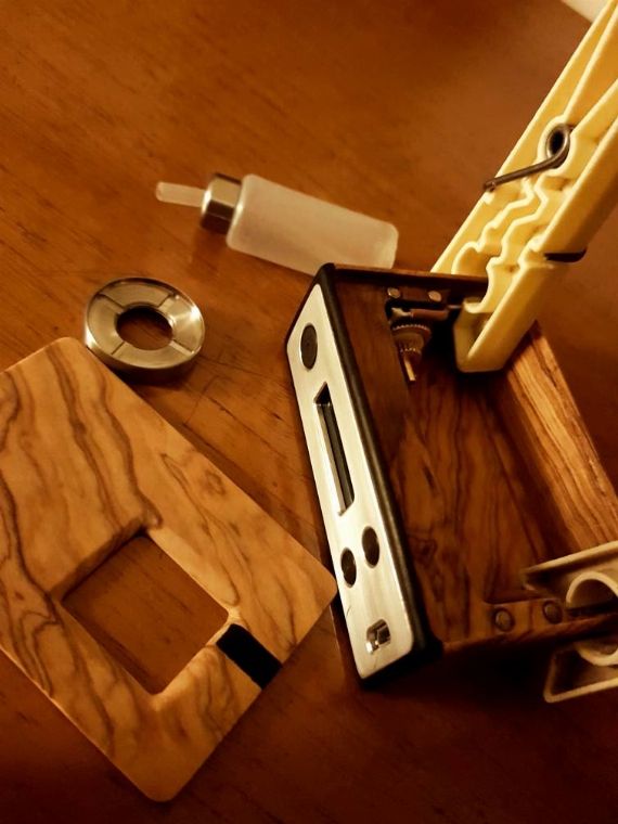 Prima Box Mod Bottom Feeder In Legno Con DNA 75 [SigarettaElettronicaForum.com]