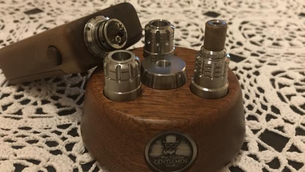 The Vaping Gentlemen Club - 900 [SigarettaElettronicaForum.com]