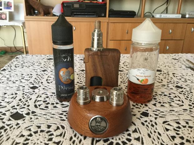 Aromi Vaping Gentleman e atom bf 900 [SigarettaElettronicaForum.com]