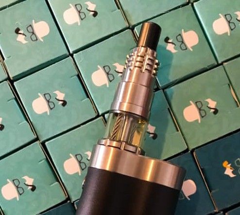 Aromi Vaping Gentleman e atom bf 900 [SigarettaElettronicaForum.com]