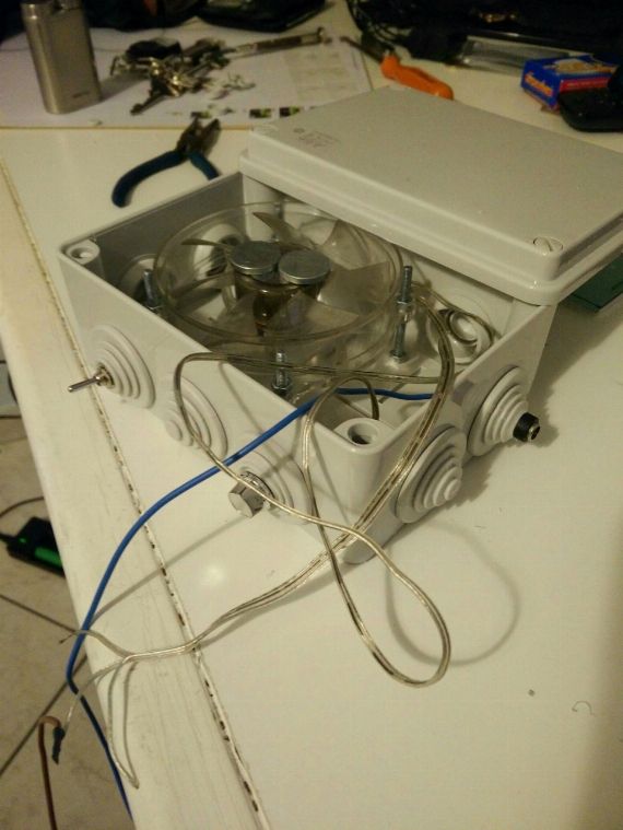 Come Costruire un Agitatore Magnetico [SigarettaElettronicaForum.com]