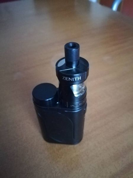 Innokin Zenith MTL Tank Non Rigenerabile by Phil Busardo and Dimitris Agrafiotis Vape [SigarettaElettronicaForum.com]