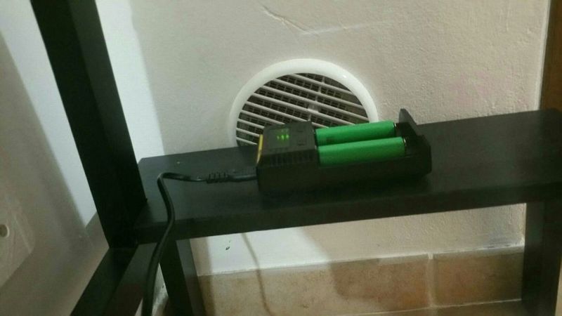 Nitecore Intellicharger New I2. [SigarettaElettronicaForum.com]