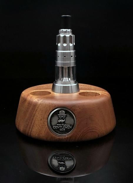 The Vaping Gentlemen Club - 900 [SigarettaElettronicaForum.com]