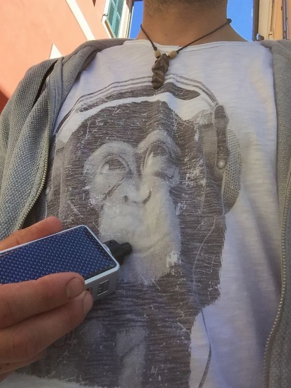 La Scimmiai Ha Presooooo.. [SigarettaElettronicaForum.com]