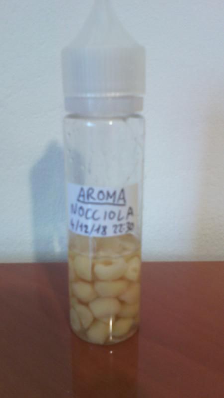 Aroma Fai Da Te Alla Nocciola Bio [SigarettaElettronicaForum.com]