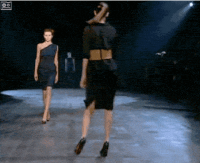 b4d0b92b5e384622b00683498e5ed068.gif