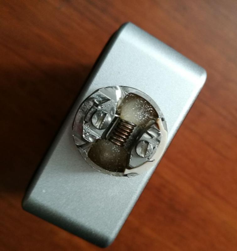Tripod Rta - by Atmizoo [SigarettaElettronicaForum.com]