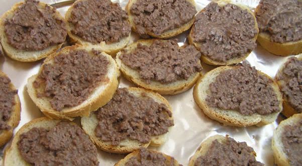 Crostini-Toscani-Crostini-neri.-Autore-e-Copyright-Marco-Ramerini-601x330.jpg