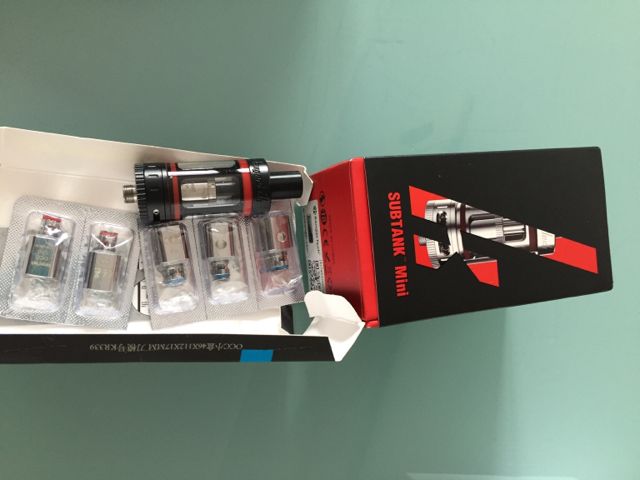 [Pavia] [vendo + ss] [SigarettaElettronicaForum.com]