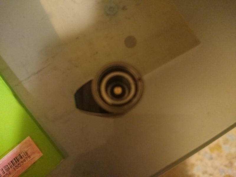 Sigaretta perde liquido dopo averlo inserito [SigarettaElettronicaForum.com]