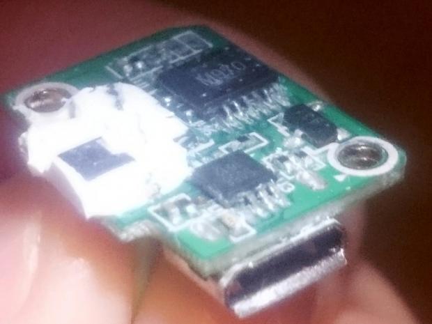 IStick Basic Caduta Nel Lavandino Mentre Scorreva L'acqua... :( [SigarettaElettronicaForum.com]