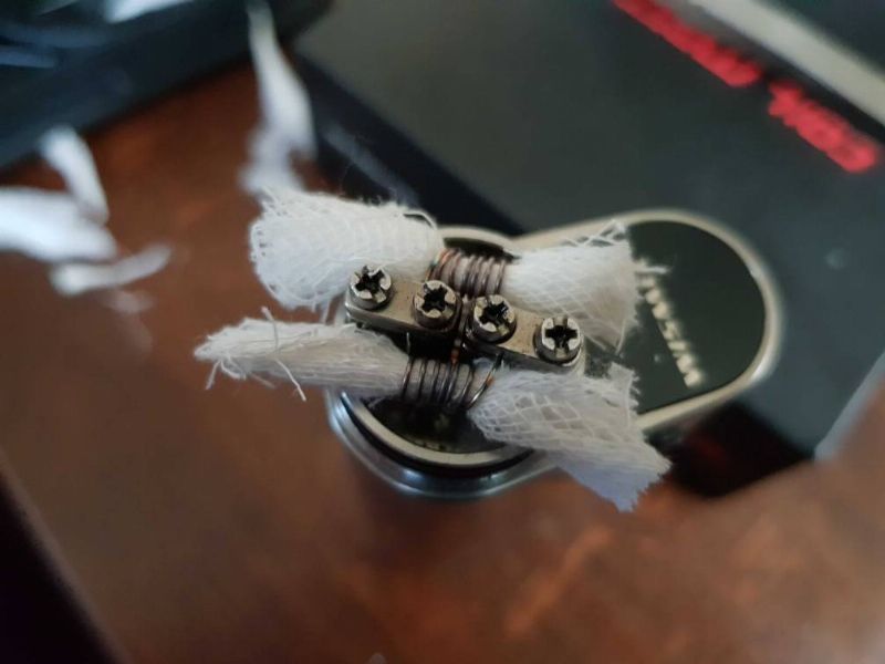 I Test Di SEF: Svapiamo Con La Garza Idrofila [SigarettaElettronicaForum.com]