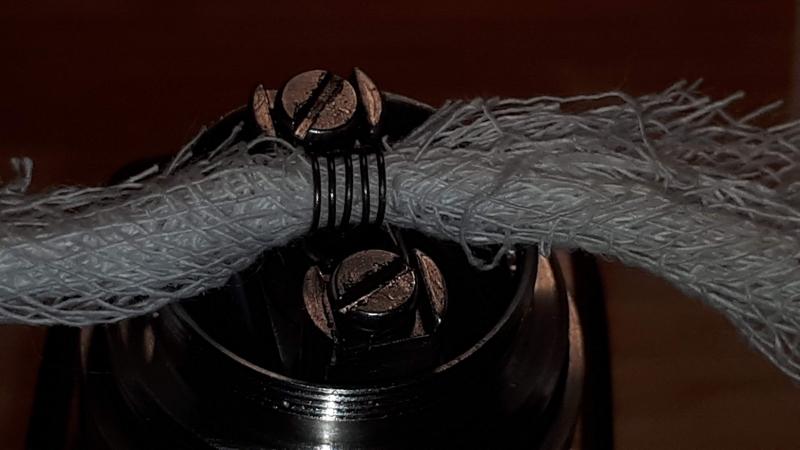I Test Di SEF: Svapiamo Con La Garza Idrofila [SigarettaElettronicaForum.com]