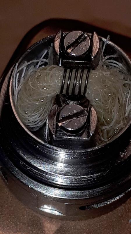 I Test Di SEF: Svapiamo Con La Garza Idrofila [SigarettaElettronicaForum.com]