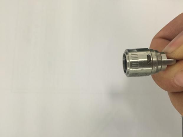 Uwell Crown, Rigenerazione E Sapore Di Bruciato [SigarettaElettronicaForum.com]