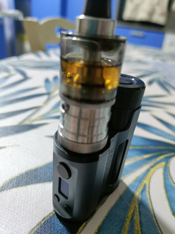 Confronti - Flash-e-Vapor Fev V4.5 E Fev VS [SigarettaElettronicaForum.com]