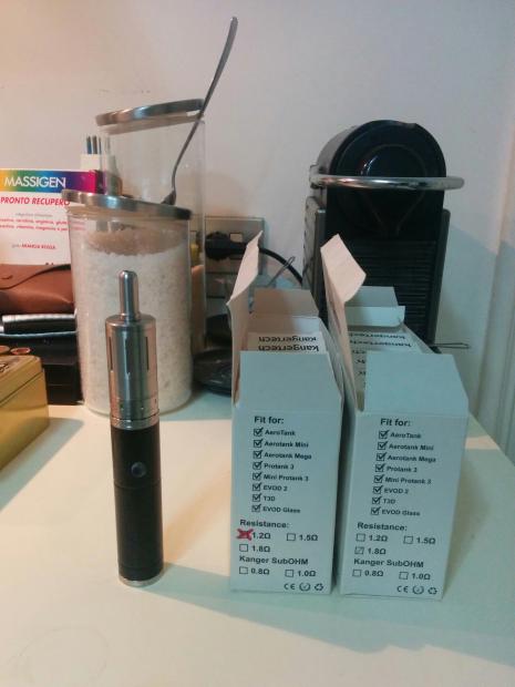 Vendo Provari 3 + Kangertech Aerotank Mega + 35 Testine DC Da 1,2 E 34 Testine Da 1,8 [SigarettaElettronicaForum.com]