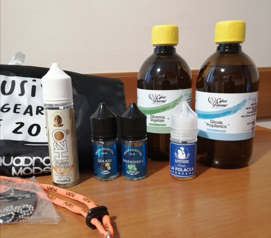 Toc, Toc!!! C'è Un Pacco Per Te [SigarettaElettronicaForum.com]