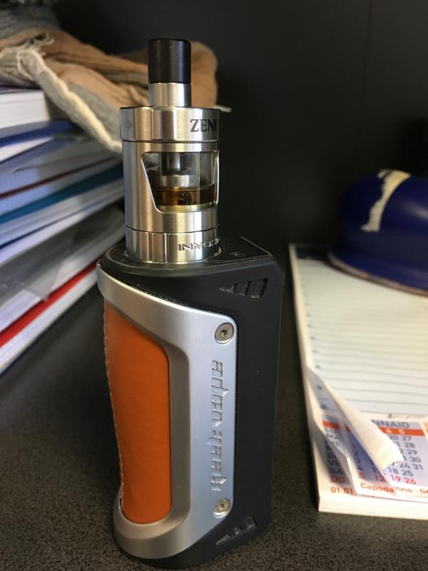 Innokin Zenith MTL Tank Non Rigenerabile by Phil Busardo and Dimitris Agrafiotis Vape [SigarettaElettronicaForum.com]
