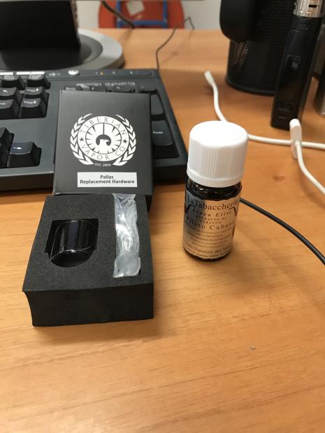 La Scimmiai Ha Presooooo.. [SigarettaElettronicaForum.com]