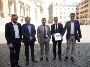 Vapore Non è' Fumo: Iniziativa Di Petizione Popolare. [SigarettaElettronicaForum.com]