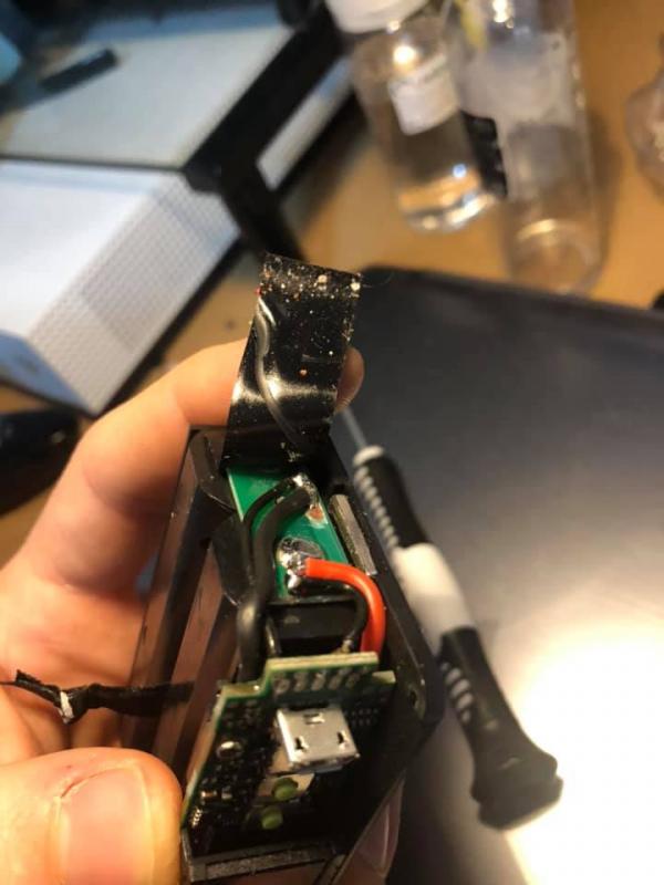 Caricare Lost Vape Paranormal Da Usb [SigarettaElettronicaForum.com]
