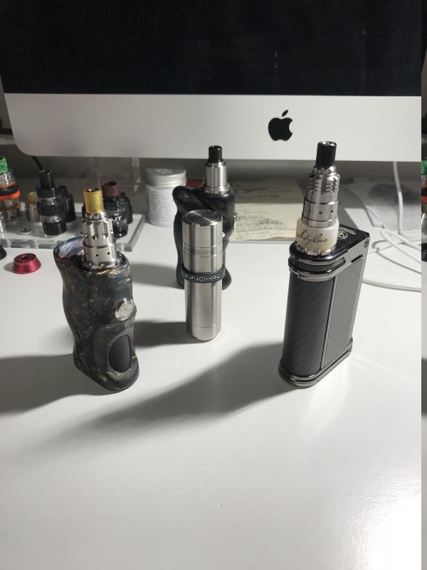 The Vaping Gentlemen Club - 900 [SigarettaElettronicaForum.com]
