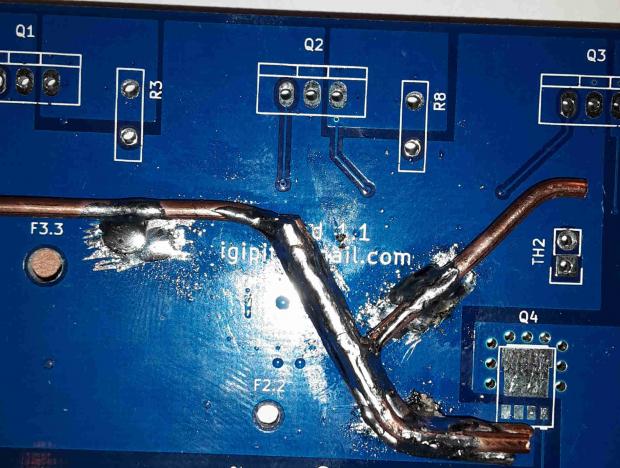 [DIY] UN CIRCUITO PER ESEGUIRE LE PROVE DI SCARICA DELLE CELLE LILON [SigarettaElettronicaForum.com]