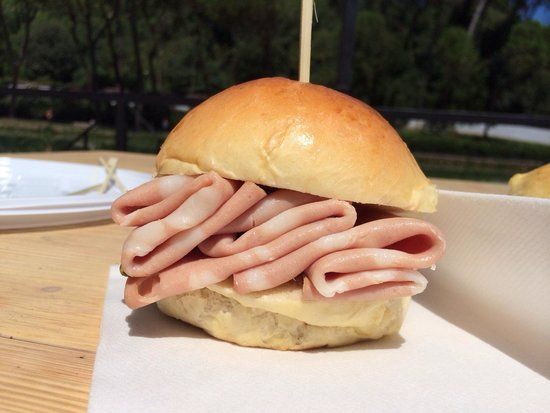 panino-con-la-mortadella.jpg
