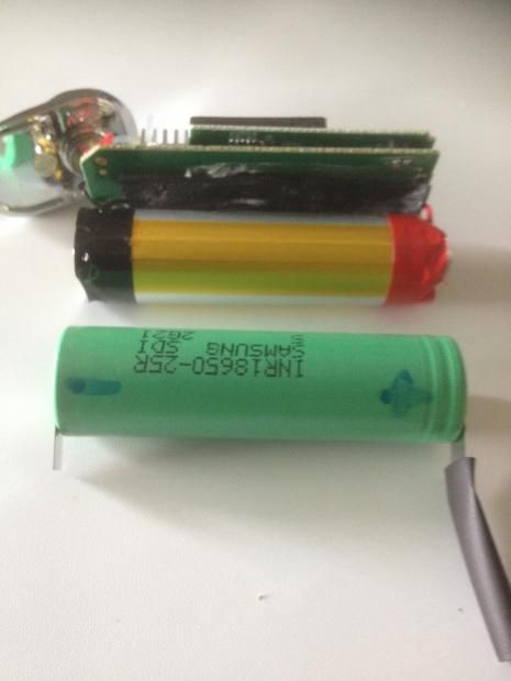Sostituzione batteria interna istick 30w [SigarettaElettronicaForum.com]