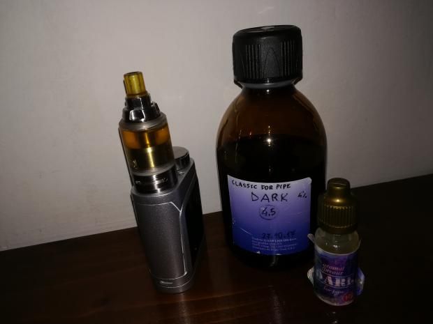 v7-dark.jpg