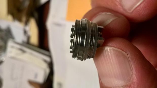 Una Vite Adeguata Per Uno Smock Spirals [SigarettaElettronicaForum.com]