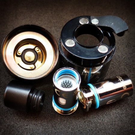 Aspire Finixx Kit [SigarettaElettronicaForum.com]
