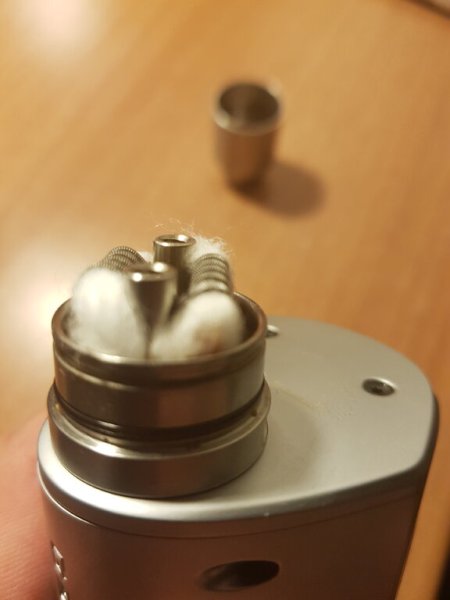 Kennedy Liquido Nei Fori Dell'aria [SigarettaElettronicaForum.com]